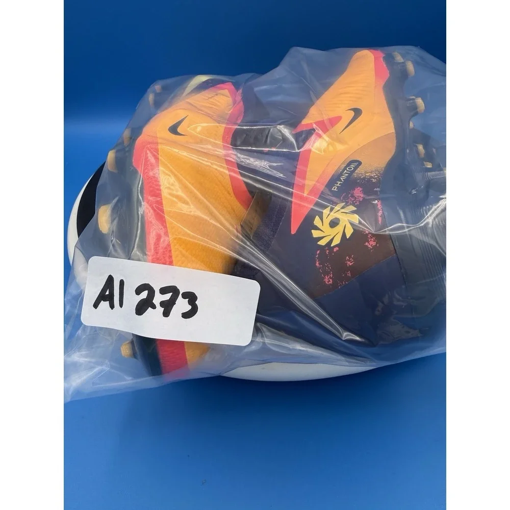 Nike Phantom 6‎ Low Pro Erling Haaland Mens Size 9 Soccer Cleats IB3094-800